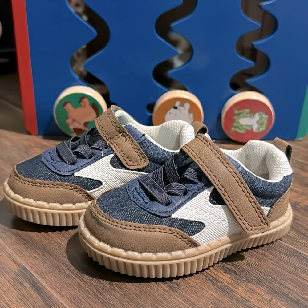 Oshkosh 4c shoes
